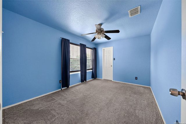 8807 LAGUNA FLS, San Antonio, TX 78251