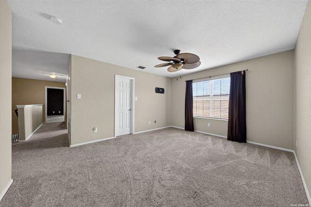 8807 LAGUNA FLS, San Antonio, TX 78251