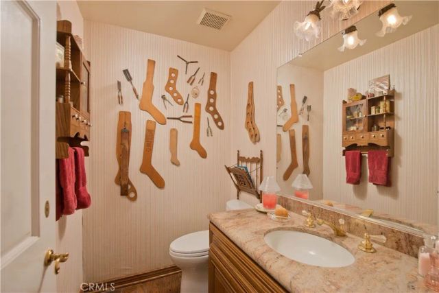 10052 Nita, Chatsworth, CA 91311
