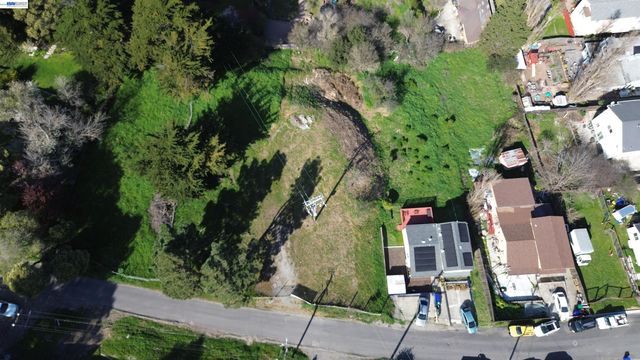 3944 La Cima Rd, El Sobrante, CA 94803