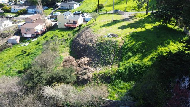 3944 La Cima Rd, El Sobrante, CA 94803
