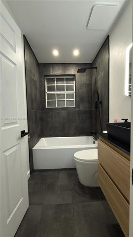 1001 SW 98th Ave 00, Pembroke Pines, FL 33025