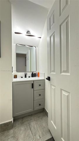 1001 SW 98th Ave 00, Pembroke Pines, FL 33025