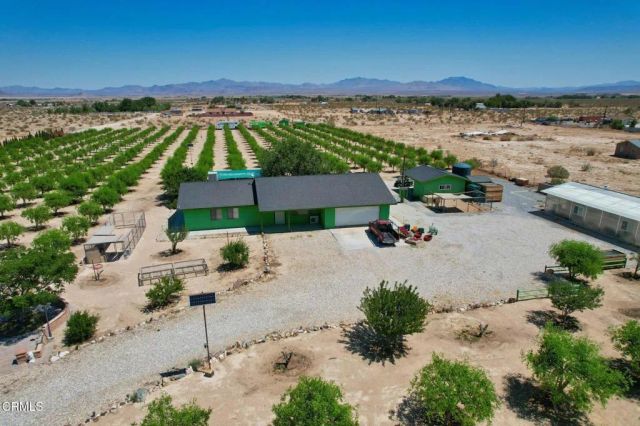 34738 Old Woman Springs Road, Lucerne Valley, CA 92356