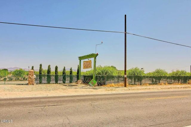 34738 Old Woman Springs Road, Lucerne Valley, CA 92356