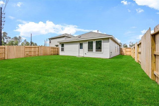 915 Songbird Lane, Magnolia, TX 77354