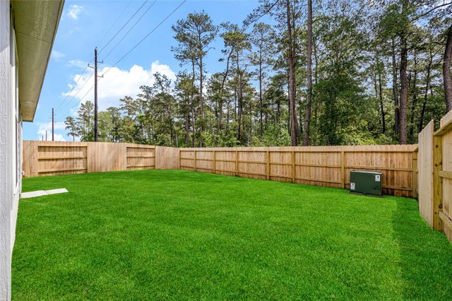 915 Songbird Lane, Magnolia, TX 77354