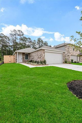 915 Songbird Lane, Magnolia, TX 77354