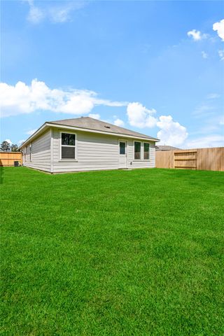 915 Songbird Lane, Magnolia, TX 77354