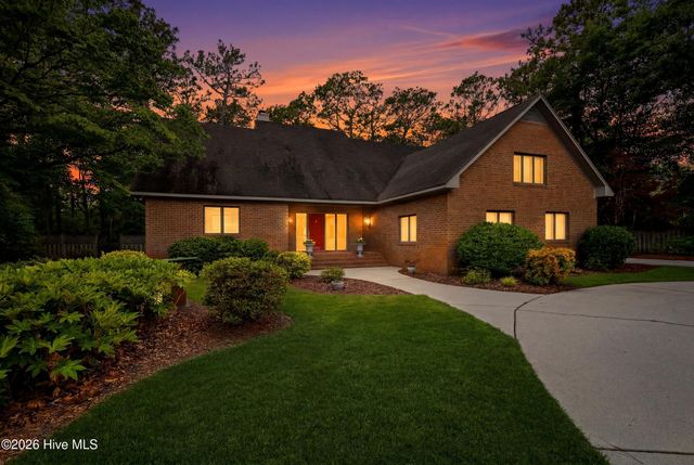 2118 Gloucester Place, Wilmington, NC 28403