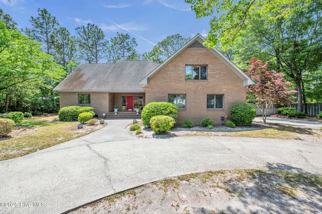 2118 Gloucester Place, Wilmington, NC 28403