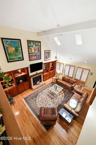 2118 Gloucester Place, Wilmington, NC 28403