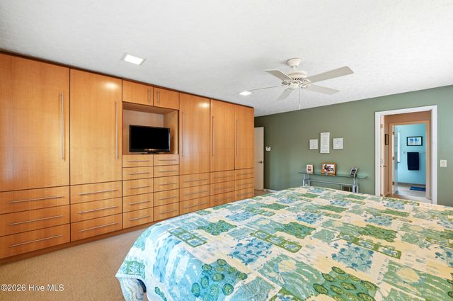2118 Gloucester Place, Wilmington, NC 28403