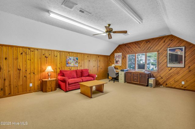 2118 Gloucester Place, Wilmington, NC 28403