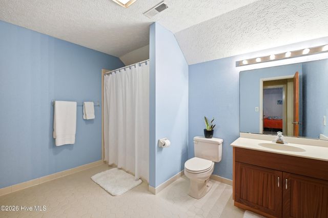 2118 Gloucester Place, Wilmington, NC 28403