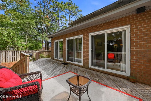 2118 Gloucester Place, Wilmington, NC 28403