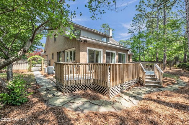 2118 Gloucester Place, Wilmington, NC 28403