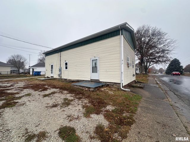 417 WALNUT Street, Kincaid, IL 62540