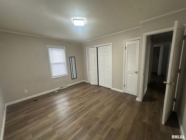 417 WALNUT Street, Kincaid, IL 62540