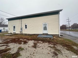 417 WALNUT Street, Kincaid, IL 62540