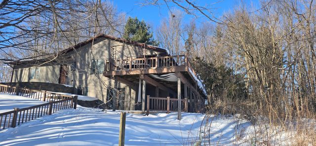 11575 Floria Road, Delton, MI 49046