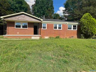 624 Austin Drive, Huntsville, AL 35805