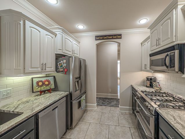 685 Bunker Drive, Tyler, TX 75703