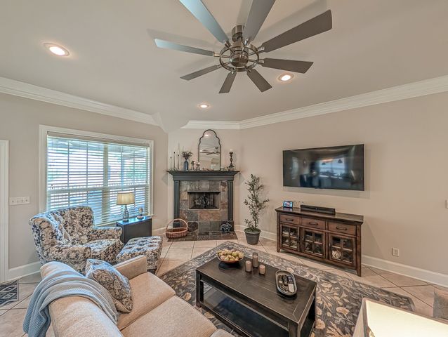 685 Bunker Drive, Tyler, TX 75703
