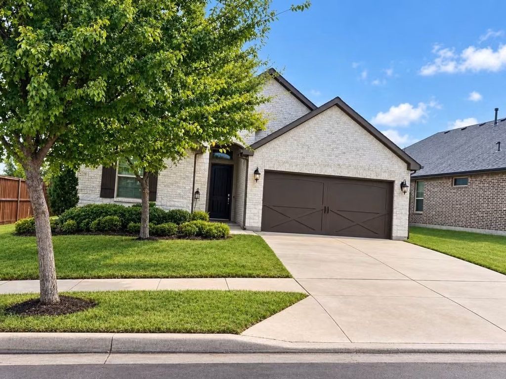 260 Gill Point Lane, Aledo, TX 76008