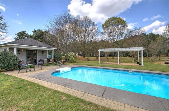 562 Old Alabama Road SE, Cartersville, GA 30120