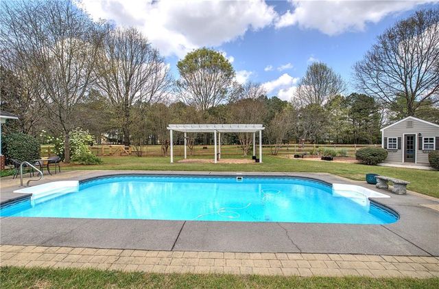 562 Old Alabama Road SE, Cartersville, GA 30120