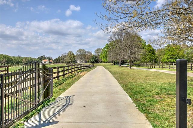 562 Old Alabama Road SE, Cartersville, GA 30120