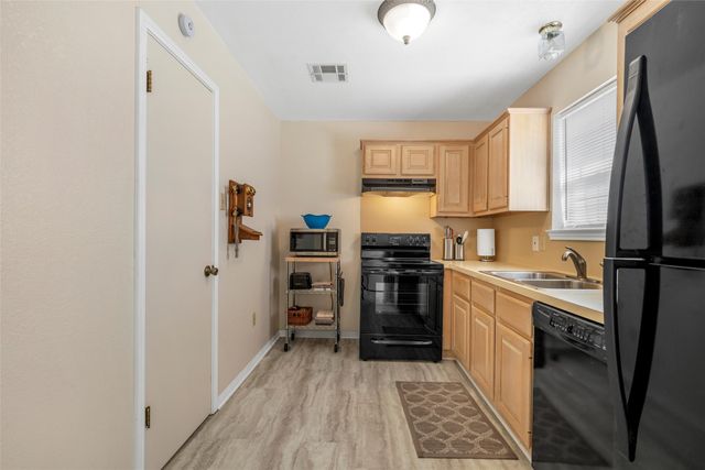 892 Hcr 1227, Whitney, TX 76692