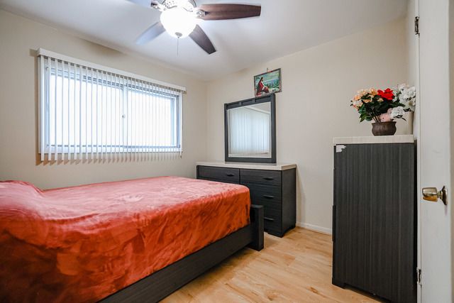 9275 N Hamlin Avenue N, Des Plaines, IL 60016