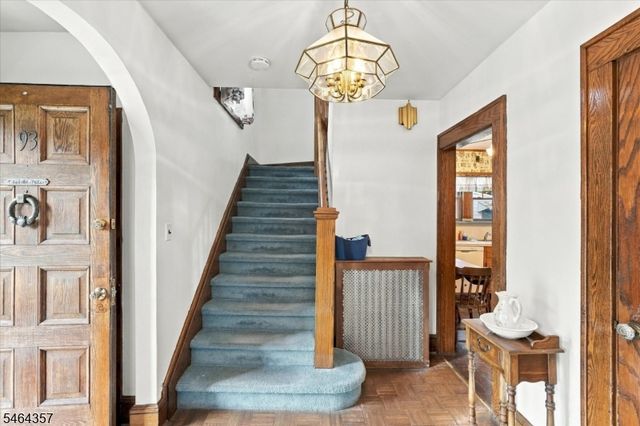93 N Stoughton St, Bergenfield Boro, NJ 07621
