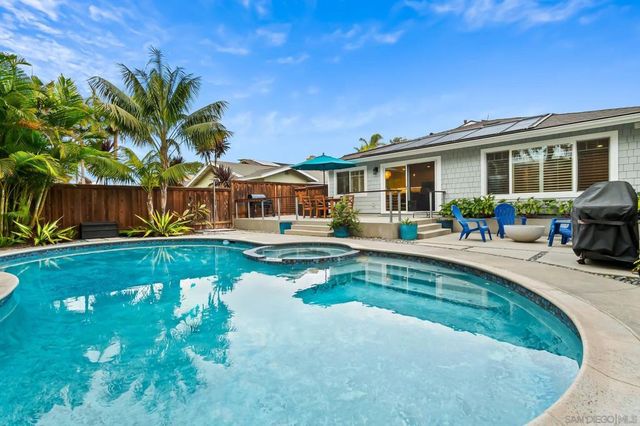 13814 Recuerdo Dr, Del Mar, CA 92014