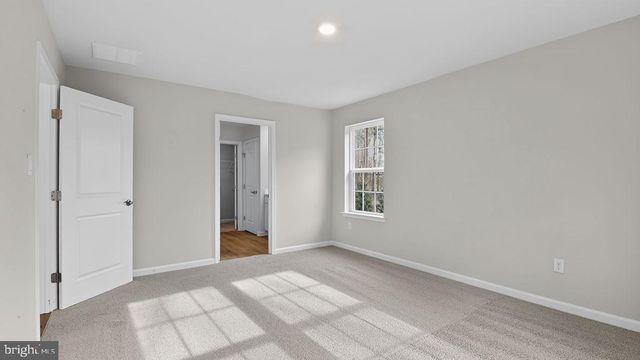 204 ECLIPSE ST, Charles Town, WV 25414