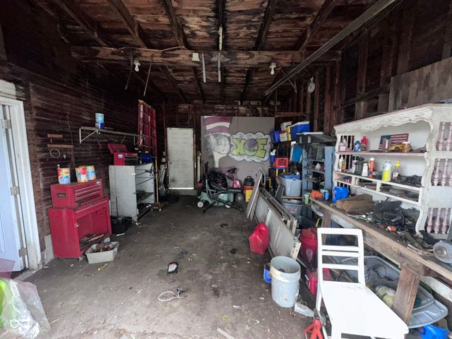 1305 E 26th Street, Anderson, IN 46016