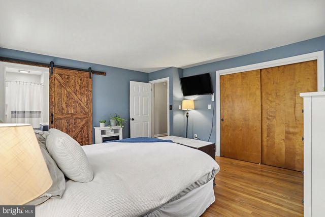 1837 AMITY DR, Lancaster, PA 17601
