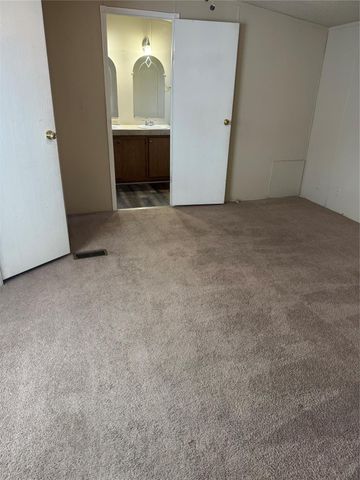 1405 B Street, Waller, TX 77484