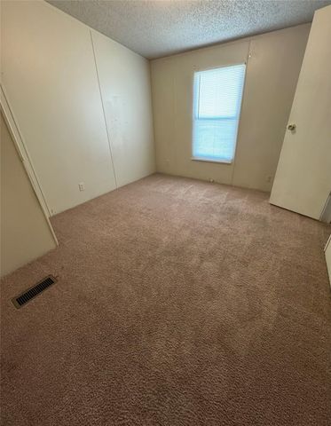 1405 B Street, Waller, TX 77484