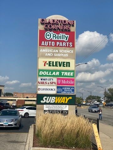 5316 N Milwaukee Avenue, Chicago, IL 60630