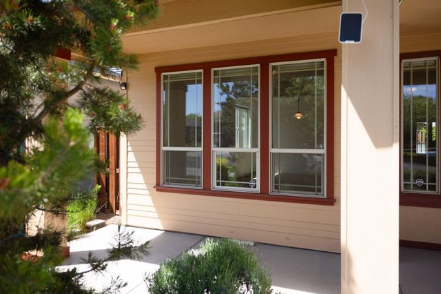 2934 NE Dogwood Drive, Bend, OR 97701