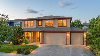 2934 NE Dogwood Drive, Bend, OR 97701