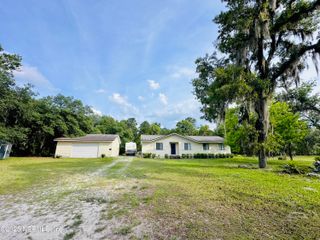 417 2ND Avenue, Satsuma, FL 32189