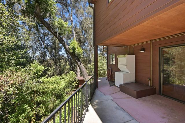 22628 Valley View Drive, Hayward, CA 94541