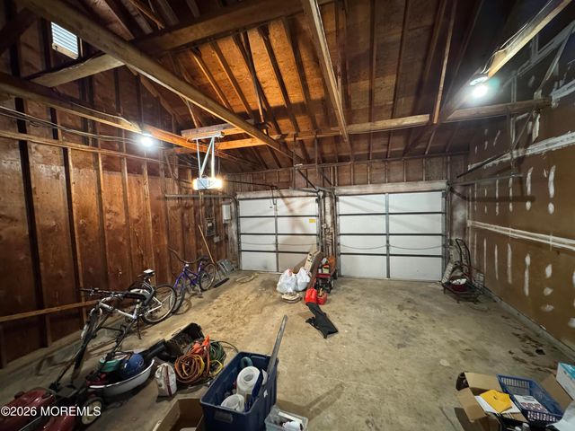 26 Sherwood Drive, Freehold, NJ 07728