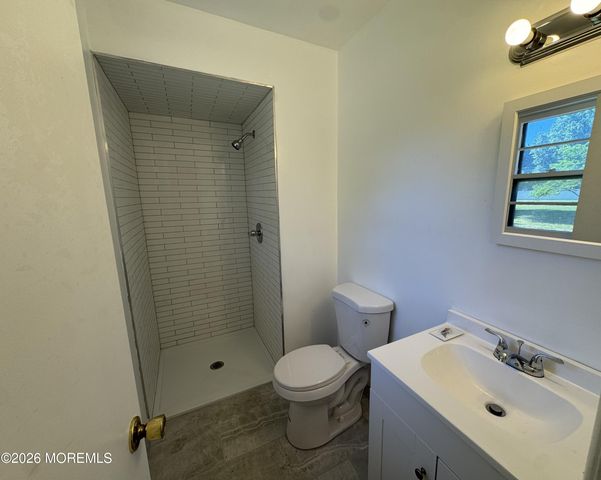 26 Sherwood Drive, Freehold, NJ 07728
