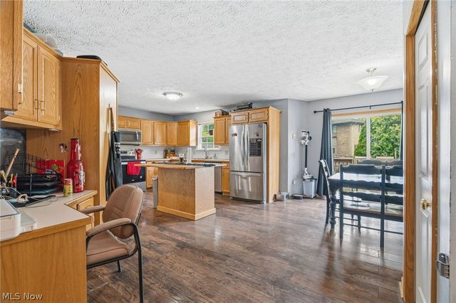 4095 Wales Avenue NW, Massillon, OH 44646