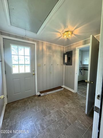 2274 Dawson Cabin Road, Jacksonville, NC 28540